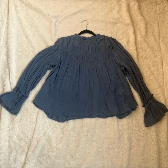 Free People Kelsey Blue Bell Sleeve Pleated Blouse Summer Endless size S - Picture 4 of 11